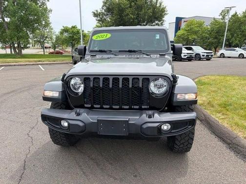Gray 2021 Jeep Gladiator Sport