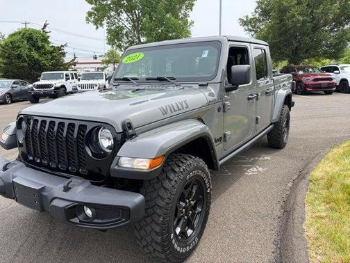 Gray 2021 Jeep Gladiator Sport