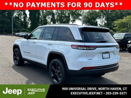 2025 Jeep Grand Cherokee Laredo