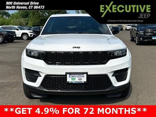 2025 Jeep Grand Cherokee Laredo