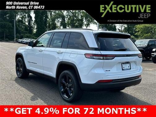 2025 Jeep Grand Cherokee Laredo
