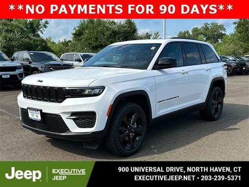 2025 Jeep Grand Cherokee Laredo