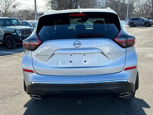 2023 Nissan Murano SL