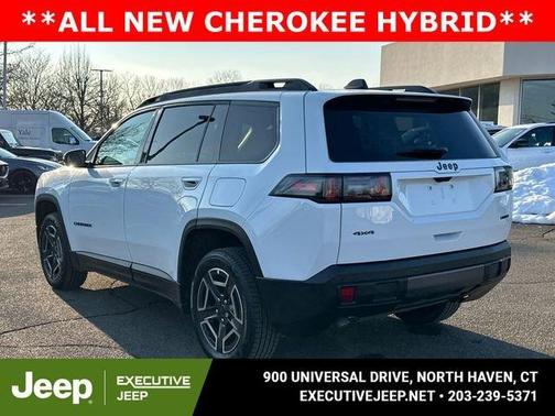 2026 Jeep Cherokee Laredo