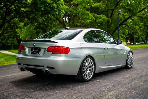 Black Sapphire Metallic 2011 BMW 335 335is Coupe 2D