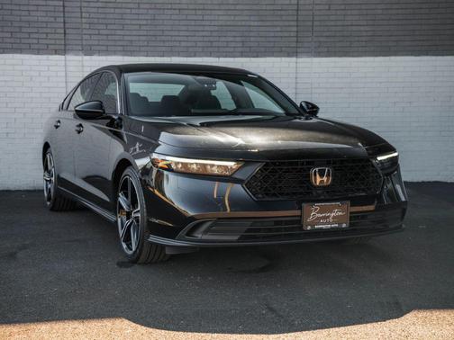 Crystal Black Pearl 2024 Honda Accord Hybrid Sport