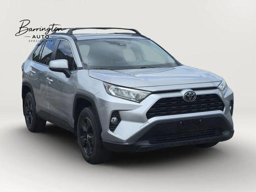 Silver Sky Metallic 2019 Toyota RAV4 XLE