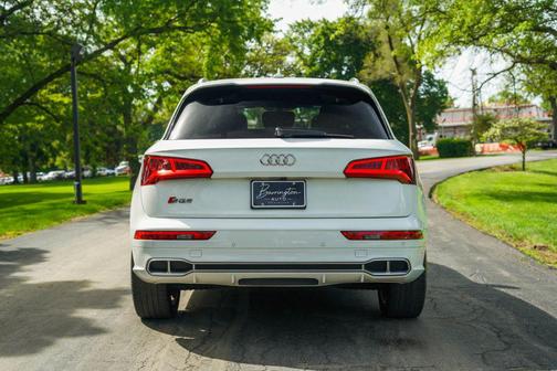 Ibis White 2018 Audi SQ5 3.0T Premium Plus
