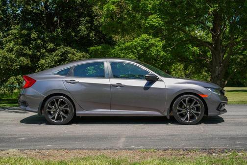 Modern Steel Metallic 2019 Honda Civic Sport