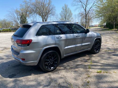 Billet Silver Metallic Clearcoat 2017 Jeep Grand Cherokee Altitude