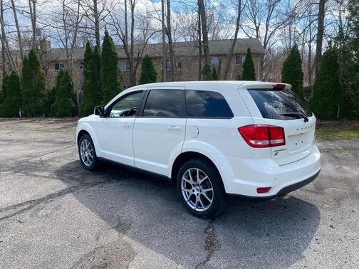 Vice White 2018 Dodge Journey GT