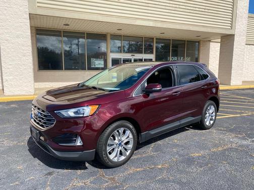 2019 Ford Edge Titanium