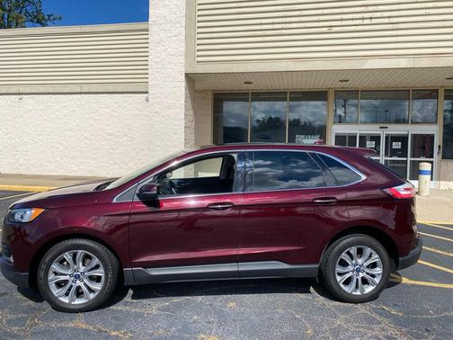2019 Ford Edge Titanium