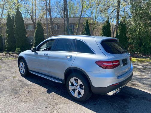 SILVER 2017 Mercedes-Benz GLC 300 4MATIC