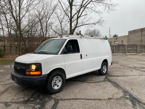 2016 Chevrolet Express 2500 Work Van