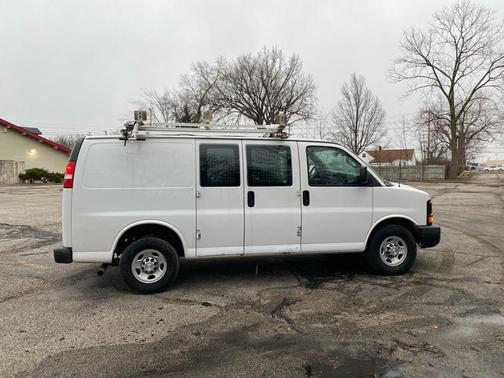 2016 Chevrolet Express 2500 Work Van