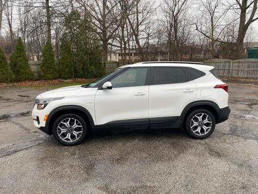 2021 Kia Seltos EX
