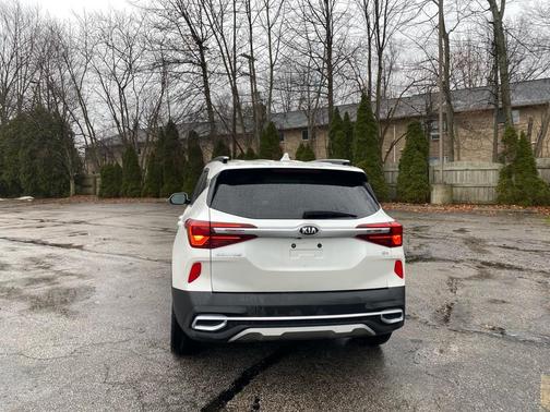 2021 Kia Seltos EX