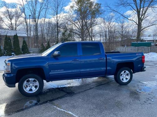 2017 Chevrolet Silverado 1500 2LT