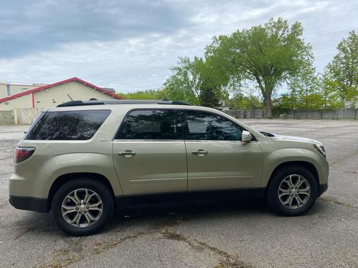 GOLD 2015 GMC Acadia SLT-2