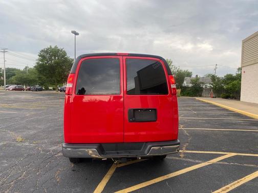 2020 Chevrolet Express 2500 RWD 2500 Regular Wheelbase WT