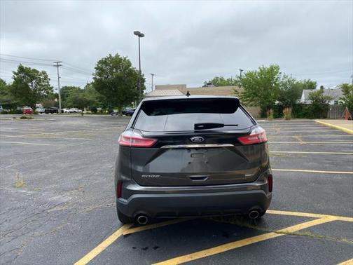 2019 Ford Edge SE
