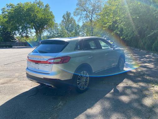 Ingot Silver Metallic 2016 Lincoln MKX Reserve