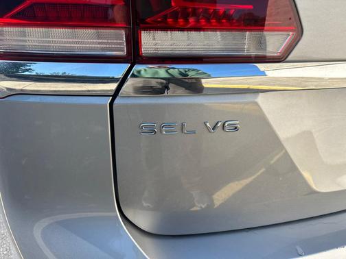 2021 Volkswagen Atlas SEL R-LINE