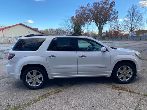 2016 GMC Acadia Denali