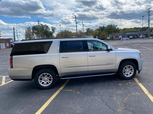 2018 GMC Yukon XL SLT