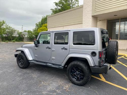 2013 Jeep Wrangler Unlimited Sahara