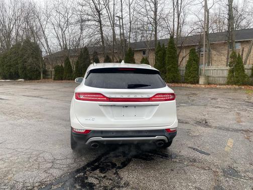 2019 Lincoln MKC Standard