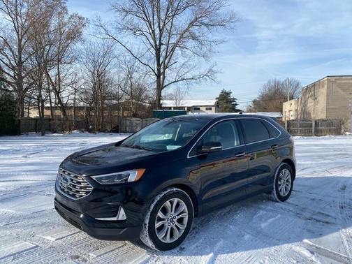 2019 Ford Edge Titanium