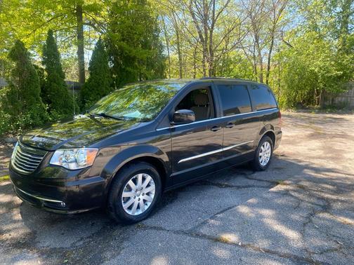 Mocha Java Pearlcoat 2014 Chrysler Town & Country Touring