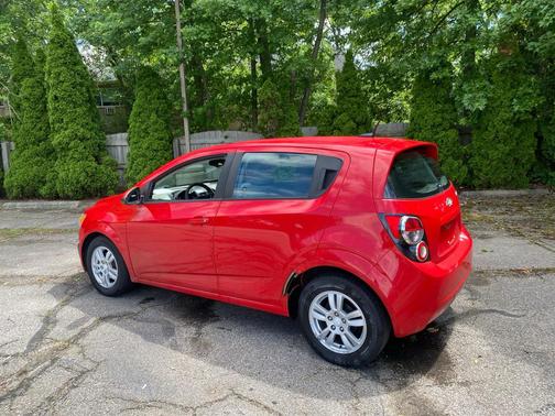 2012 Chevrolet Sonic 1LS
