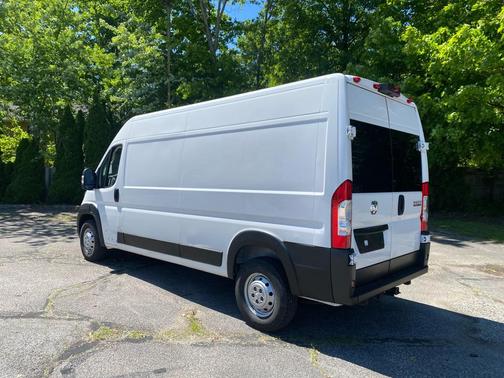 Bright White Clearcoat 2023 RAM ProMaster 2500 High Roof