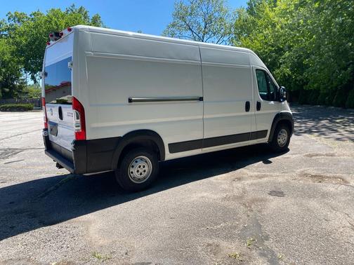 Bright White Clearcoat 2023 RAM ProMaster 2500 High Roof