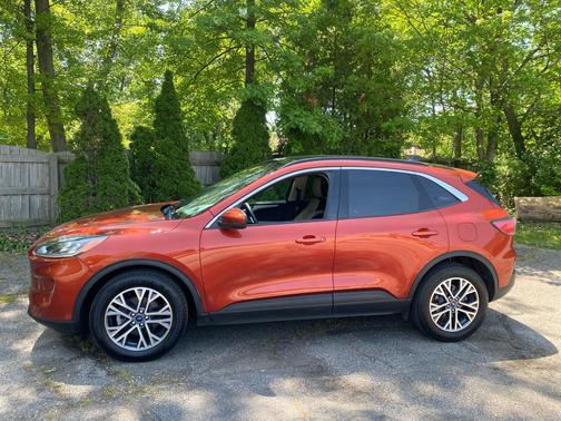 Sedona Orange Metallic 2020 Ford Escape SEL
