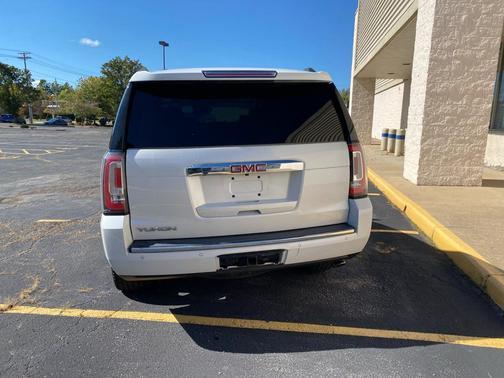 2017 GMC Yukon Denali