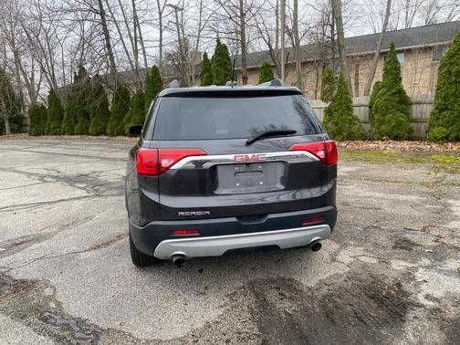 2019 GMC Acadia SLE-2