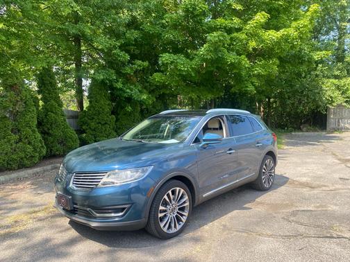 Allure Blue Metallic 2016 Lincoln MKX Reserve