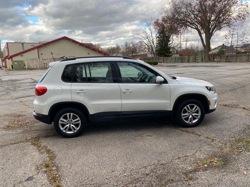 2017 Volkswagen Tiguan 2.0T S 4MOTION