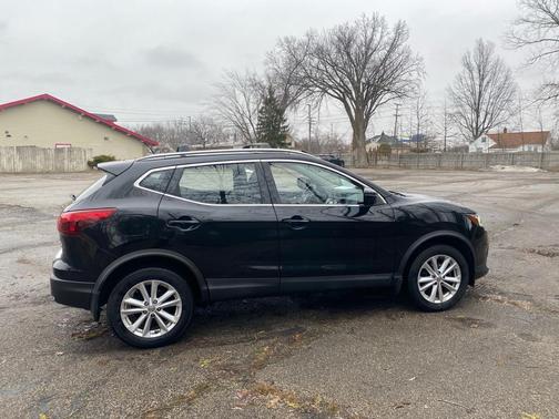 2018 Nissan Rogue Sport SV