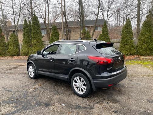 2018 Nissan Rogue Sport SV