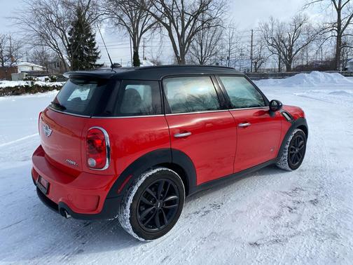 2012 MINI Cooper S Countryman Base