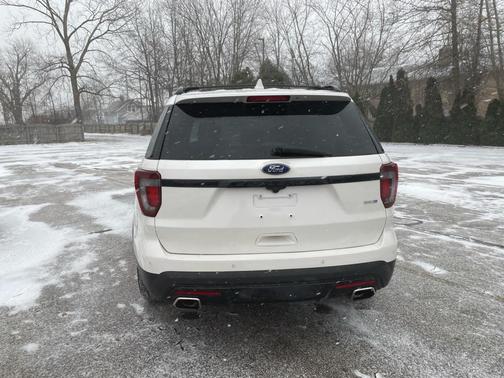 2017 Ford Explorer sport