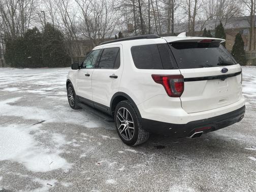 2017 Ford Explorer sport
