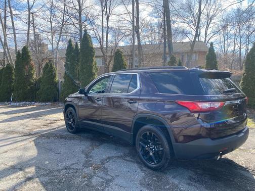 2020 Chevrolet Traverse LT Leather