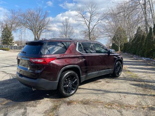 2020 Chevrolet Traverse LT Leather