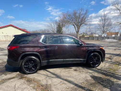 2020 Chevrolet Traverse LT Leather
